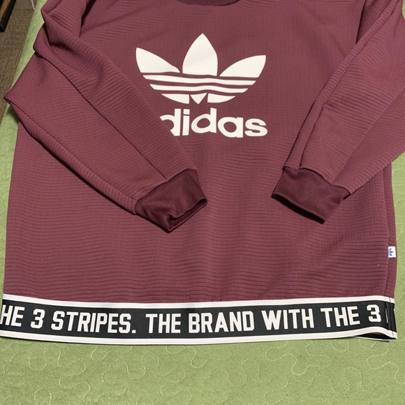 Adidas - Picture 2 of 3